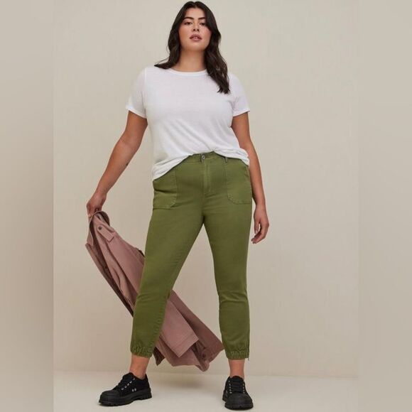 TORRID Comfort Flex Waistband Classic Fit Jogger Stretch Twill High-Rise Pant - Picture 1 of 15